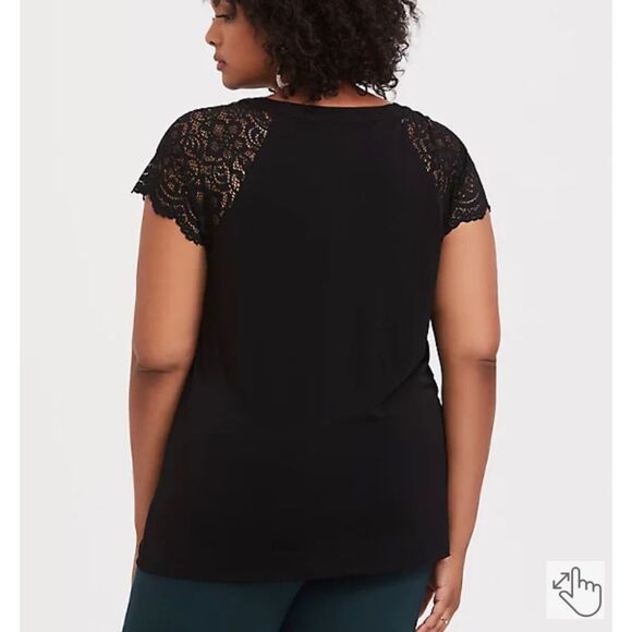 Torrid black‎ STUDIO KNIT LACE SLEEVE TOP - Picture 2 of 8
